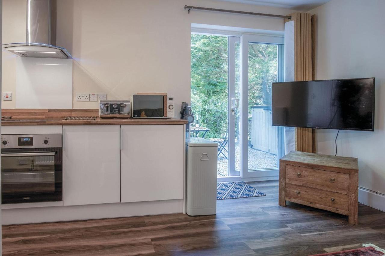 Croft Court - 1 Bedroom Apartment - Tenby Eksteriør billede
