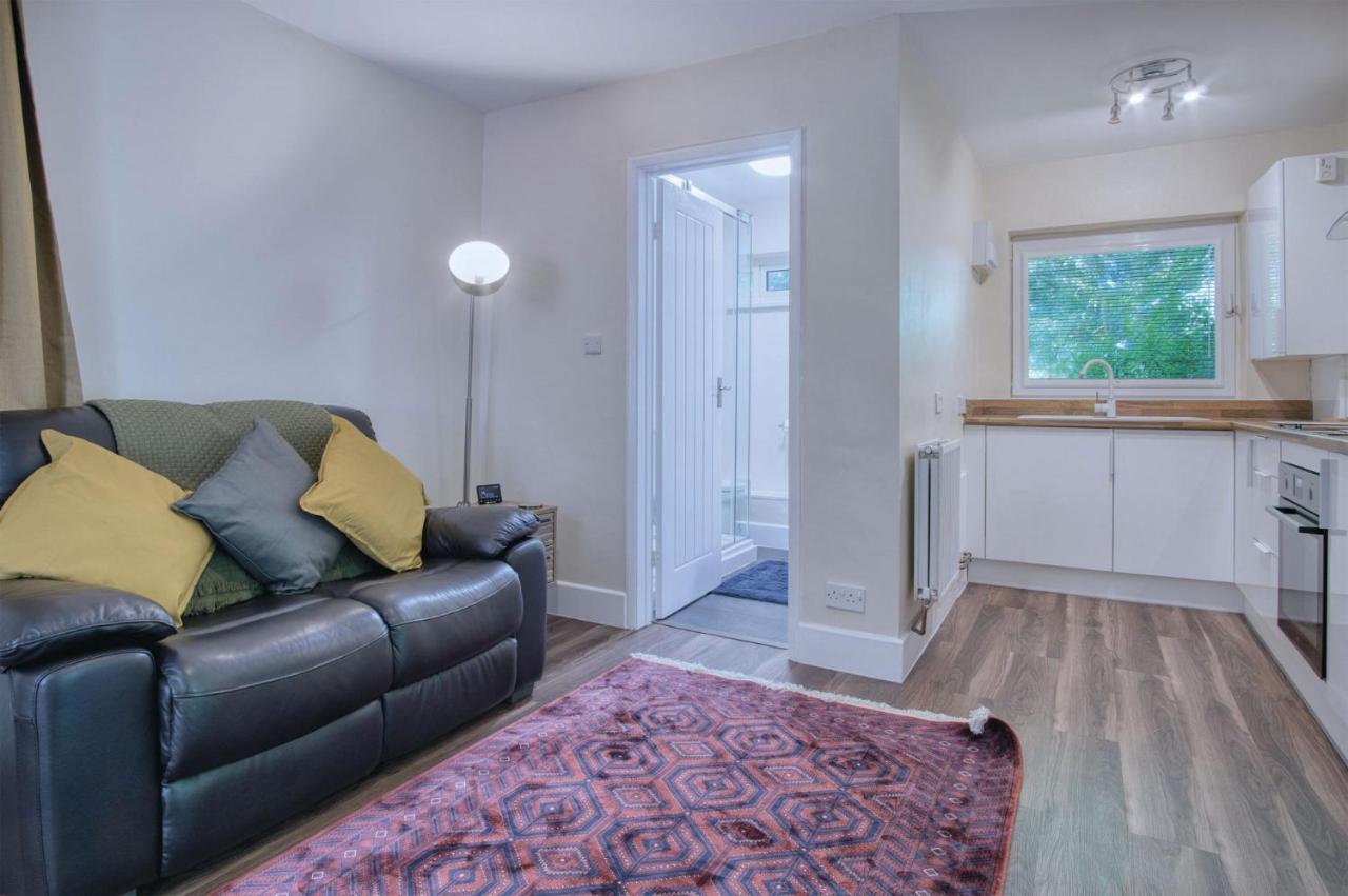 Croft Court - 1 Bedroom Apartment - Tenby Eksteriør billede